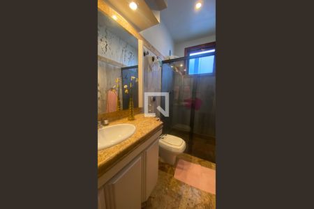 Casa à venda com 420m², 5 quartos e 4 vagas Casa à venda com 420m², 5 quartos e 4 vagasBanheiro Social 1