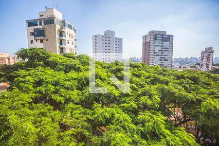 Vista de apartamento à venda com 2 quartos, 65m² em Mirandópolis, São Paulo