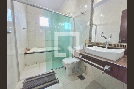 Casa à venda com 950m², 7 quartos e 8 vagasSuíte