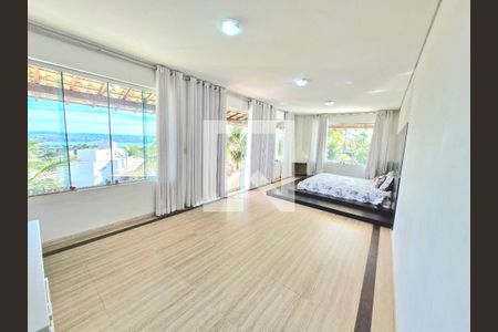 Casa à venda com 950m², 7 quartos e 8 vagasSuíte 4