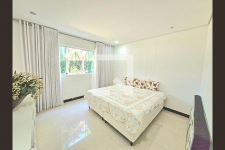 Casa à venda com 950m², 7 quartos e 8 vagasQuarto 1