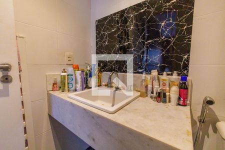 Apartamento para alugar com 70m², 2 quartos e 2 vagasBanheiro da Suíte