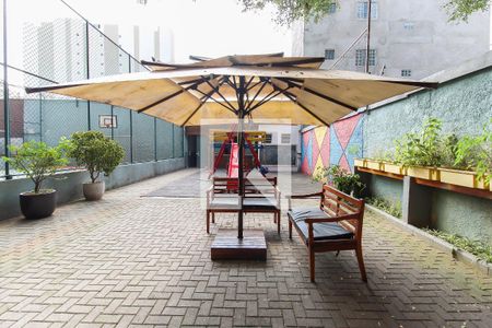 Apartamento para alugar com 55m², 2 quartos e 1 vaga Apartamento para alugar com 55m², 2 quartos e 1 vagaÁrea comum - Playground
