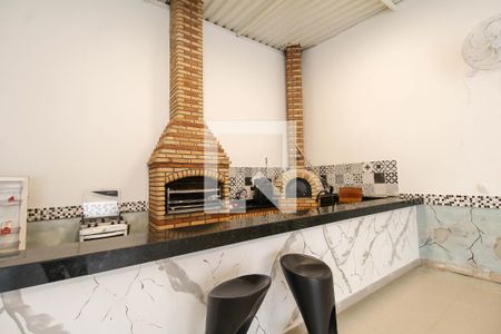 Apartamento para alugar com 55m², 2 quartos e 1 vaga Apartamento para alugar com 55m², 2 quartos e 1 vagaÁrea comum - Churrasqueira