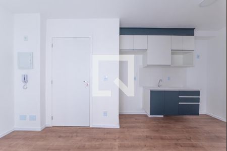 Sala - Cozinha Integrada de apartamento para alugar com 2 quartos, 33m² em Ipiranga, São Paulo