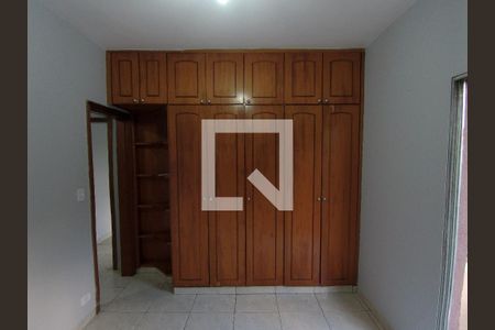 Quarto 1 de apartamento para alugar com 2 quartos, 50m² em Parque Renato Maia, Guarulhos