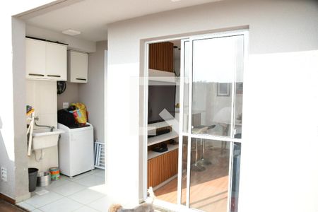 Apartamento para alugar com 72m², 2 quartos e 1 vagaÁrea de Serviço