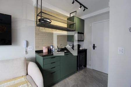 Sala/Cozinha de kitnet/studio para alugar com 1 quarto, 31m² em Indianópolis, São Paulo