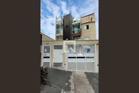 Apartamento para alugar com 52m², 2 quartos e 1 vaga Apartamento para alugar com 52m², 2 quartos e 1 vagaFachada