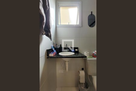 Apartamento para alugar com 52m², 2 quartos e 1 vaga Apartamento para alugar com 52m², 2 quartos e 1 vagaBanheiro da suíte