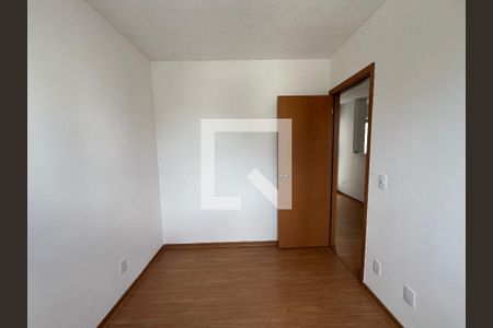 Quarto 1 de apartamento para alugar com 2 quartos, 45m² em Três Barras, Contagem