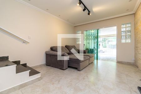 Sala de Estar de casa à venda com 2 quartos, 110m² em Vila Pauliceia, São Paulo