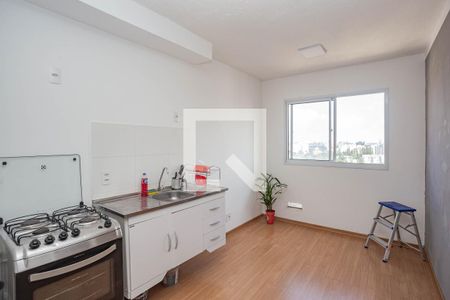 Sala de apartamento para alugar com 1 quarto, 24m² em Jardim Santa Emília, São Paulo