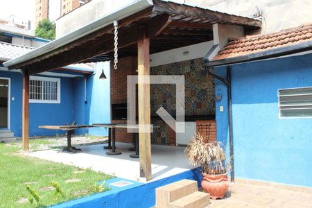 Casa para alugar com 240m², 4 quartos e 4 vagasChurrasqueira