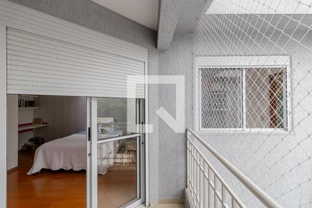 Casa à venda com 300m², 4 quartos e 3 vagas Casa à venda com 300m², 4 quartos e 3 vagasSacada da Suíte 3