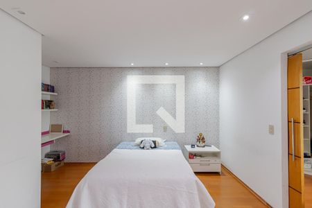 Casa à venda com 300m², 4 quartos e 3 vagas Casa à venda com 300m², 4 quartos e 3 vagasSuíte 3