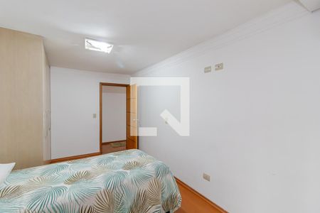 Casa à venda com 300m², 4 quartos e 3 vagas Casa à venda com 300m², 4 quartos e 3 vagasQuarto 2