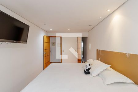 Casa à venda com 300m², 4 quartos e 3 vagas Casa à venda com 300m², 4 quartos e 3 vagasSuíte 4