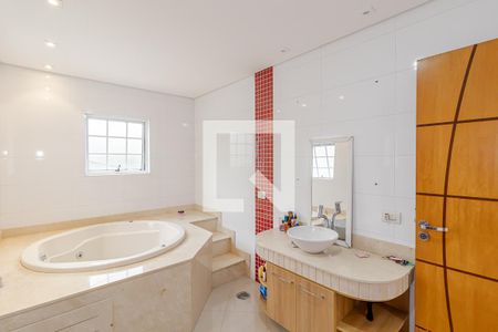 Casa à venda com 300m², 4 quartos e 3 vagas Casa à venda com 300m², 4 quartos e 3 vagasBanheiro da Suíte 4