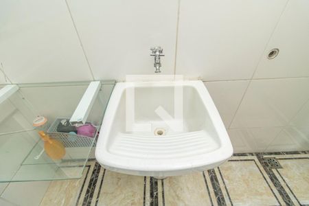 Apartamento para alugar com 85m², 2 quartos e sem vaga Apartamento para alugar com 85m², 2 quartos e sem vagaDetalhe da Área de Serviço