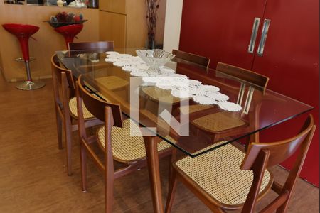 Apartamento para alugar com 66m², 2 quartos e 1 vagaSala