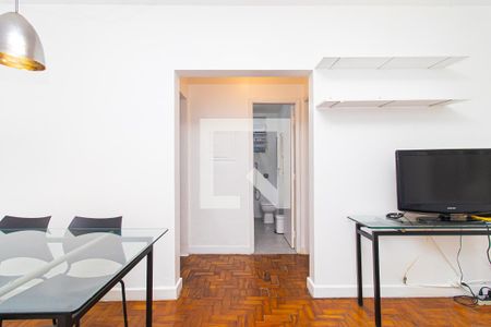 Sala de apartamento para alugar com 1 quarto, 55m² em Cerqueira César, São Paulo