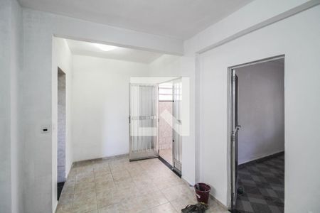 Sala de casa para alugar com 1 quarto, 500m² em Olinda, Nilópolis