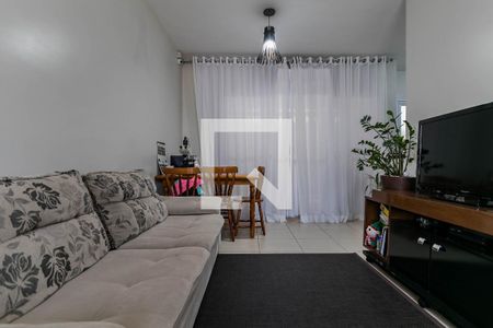 Sala de casa de condomínio para alugar com 3 quartos, 100m² em Alto Ipiranga, Mogi das Cruzes