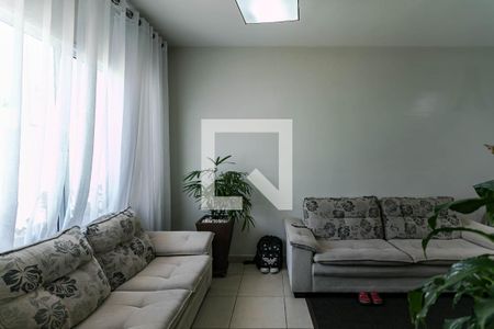 Sala de casa de condomínio para alugar com 3 quartos, 100m² em Alto Ipiranga, Mogi das Cruzes
