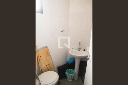 Apartamento para alugar com 63m², 2 quartos e 1 vagaBanheiro da área de serviço