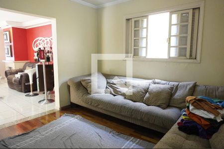 Sala de TV de casa para alugar com 5 quartos, 380m² em Jardim Mutinga, São Paulo