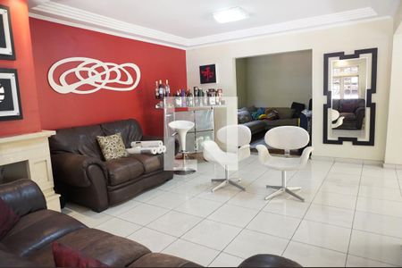 Sala de Visitas de casa para alugar com 5 quartos, 380m² em Jardim Mutinga, São Paulo