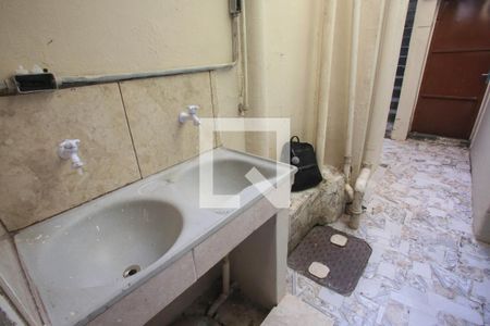Casa para alugar com 42m², 1 quarto e sem vagaÁrea de Serviço