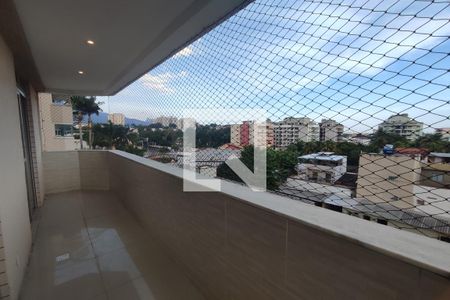 Varanda de apartamento à venda com 3 quartos, 88m² em Pechincha, Rio de Janeiro