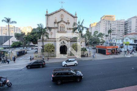 Apartamento à venda com 289m², 4 quartos e 1 vaga Apartamento à venda com 289m², 4 quartos e 1 vagaSacada