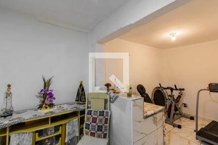 Casa à venda com 300m², 6 quartos e 2 vagasQuarto de Serviço