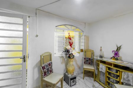 Casa à venda com 300m², 6 quartos e 2 vagasQuarto de Serviço