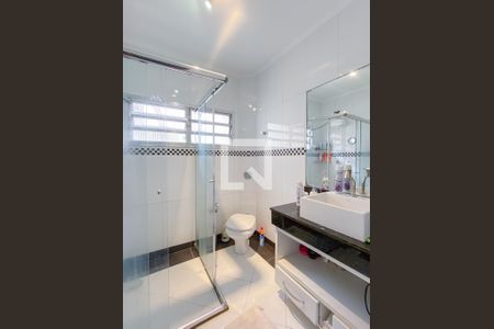 Casa à venda com 260m², 4 quartos e 2 vagasBanheiro 2