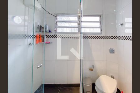 Casa à venda com 260m², 4 quartos e 2 vagasBanheiro 2