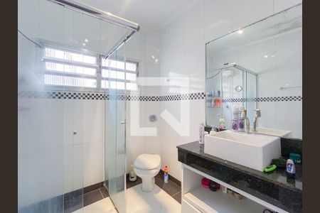 Casa à venda com 260m², 4 quartos e 2 vagasBanheiro 2