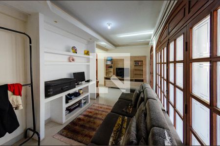 Sala de casa à venda com 4 quartos, 370m² em Santa Lúcia, Belo Horizonte