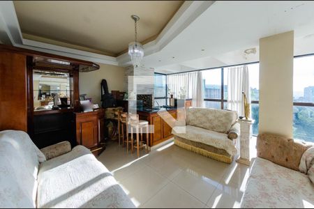 Sala 2 de casa para alugar com 4 quartos, 370m² em Santa Lúcia, Belo Horizonte
