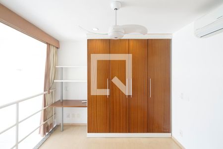 Quarto de apartamento à venda com 1 quarto, 44m² em Pinheiros, São Paulo