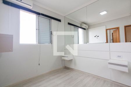 Suite de apartamento para alugar com 2 quartos, 60m² em Marta Helena, Uberlândia