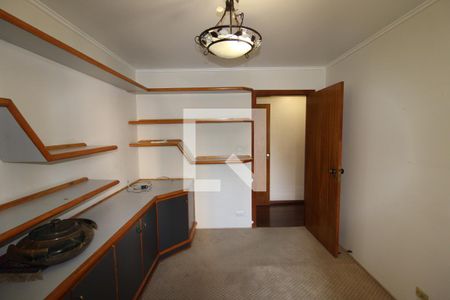 Apartamento à venda com 160m², 4 quartos e 3 vagasQuarto 4