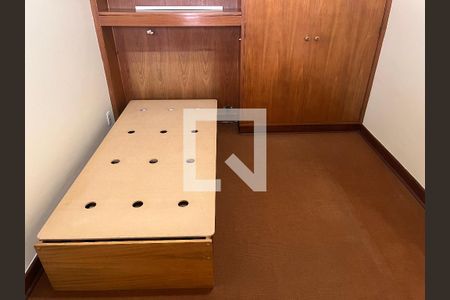 Casa à venda com 184m², 4 quartos e 3 vagasQuarto