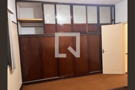 Casa à venda com 184m², 4 quartos e 3 vagasQuarto