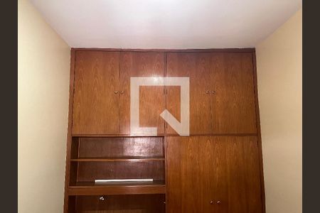 Casa à venda com 184m², 4 quartos e 3 vagasQuarto