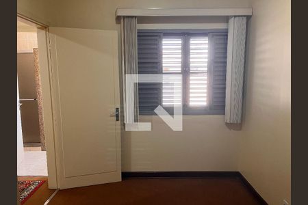 Casa à venda com 184m², 4 quartos e 3 vagasQuarto