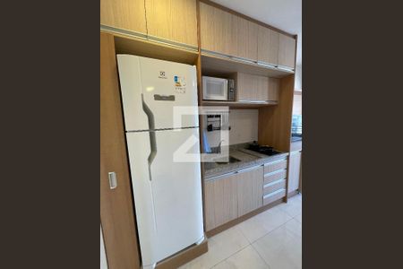 Cozinha de kitnet/studio para alugar com 1 quarto, 25m² em Butantã, São Paulo